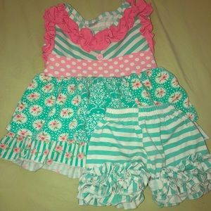 Boutique infant outfit